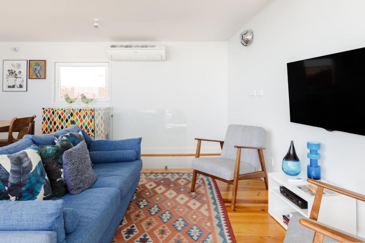 Chiado Rooftop Retreat: 19th Century Charm with River Views Lisbon Exterior photo