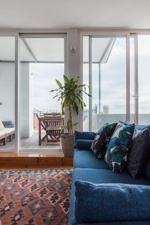 Chiado Rooftop Retreat: 19th Century Charm with River Views Lisbon Exterior photo
